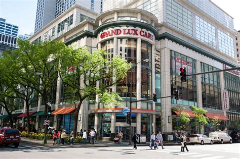 Grand Lux Cafe on Chicago's Magnificent Mile announces closure
